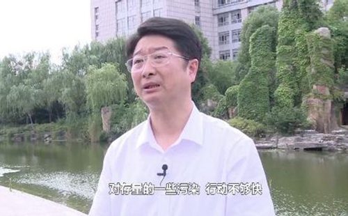 CCTV經(jīng)濟(jì)半小時：誰制造了長江邊的“黑坑”